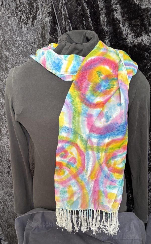 Rainbow overlapping circles scarf